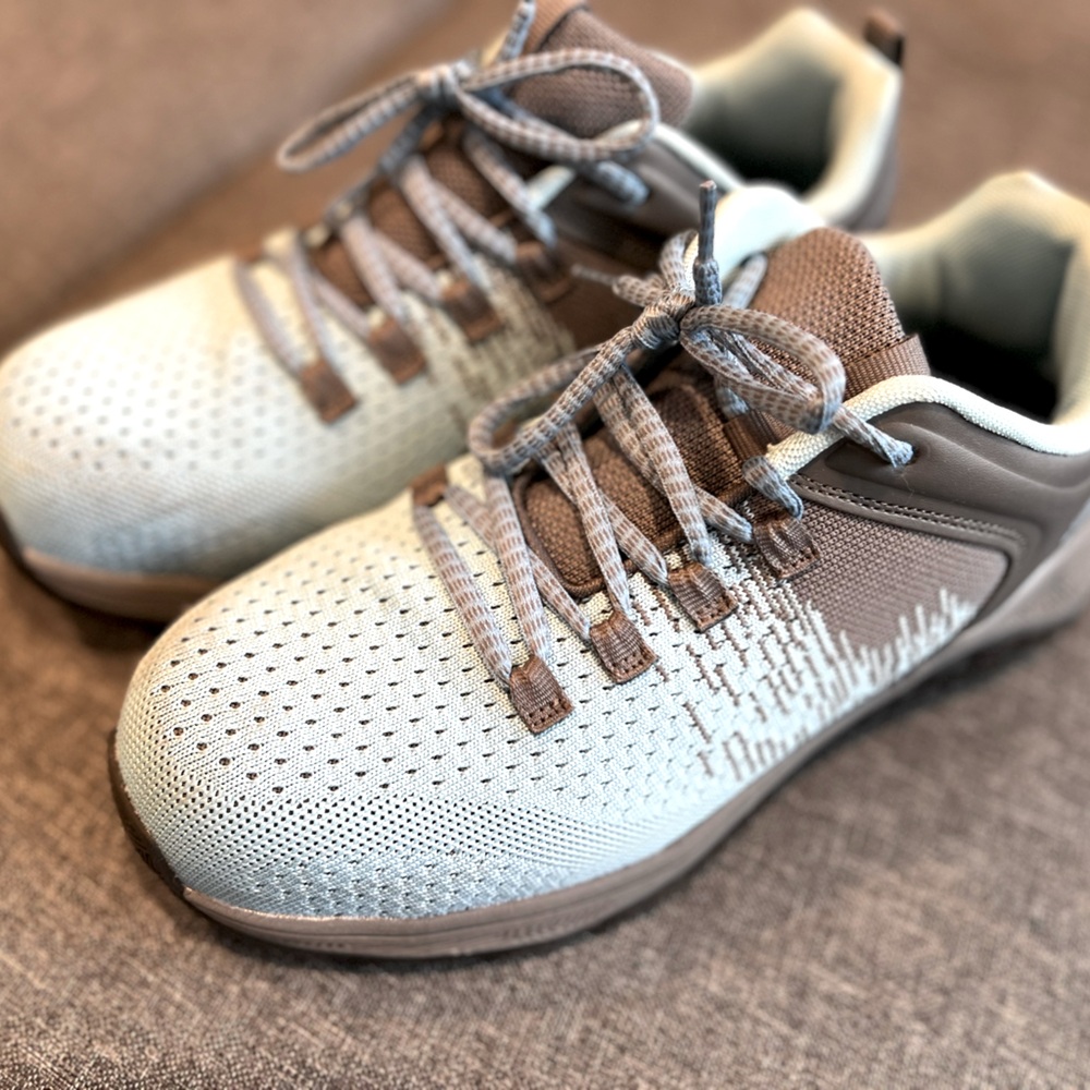 Thorogood Light Blue Ladies 10 Composite Safety Sneakers